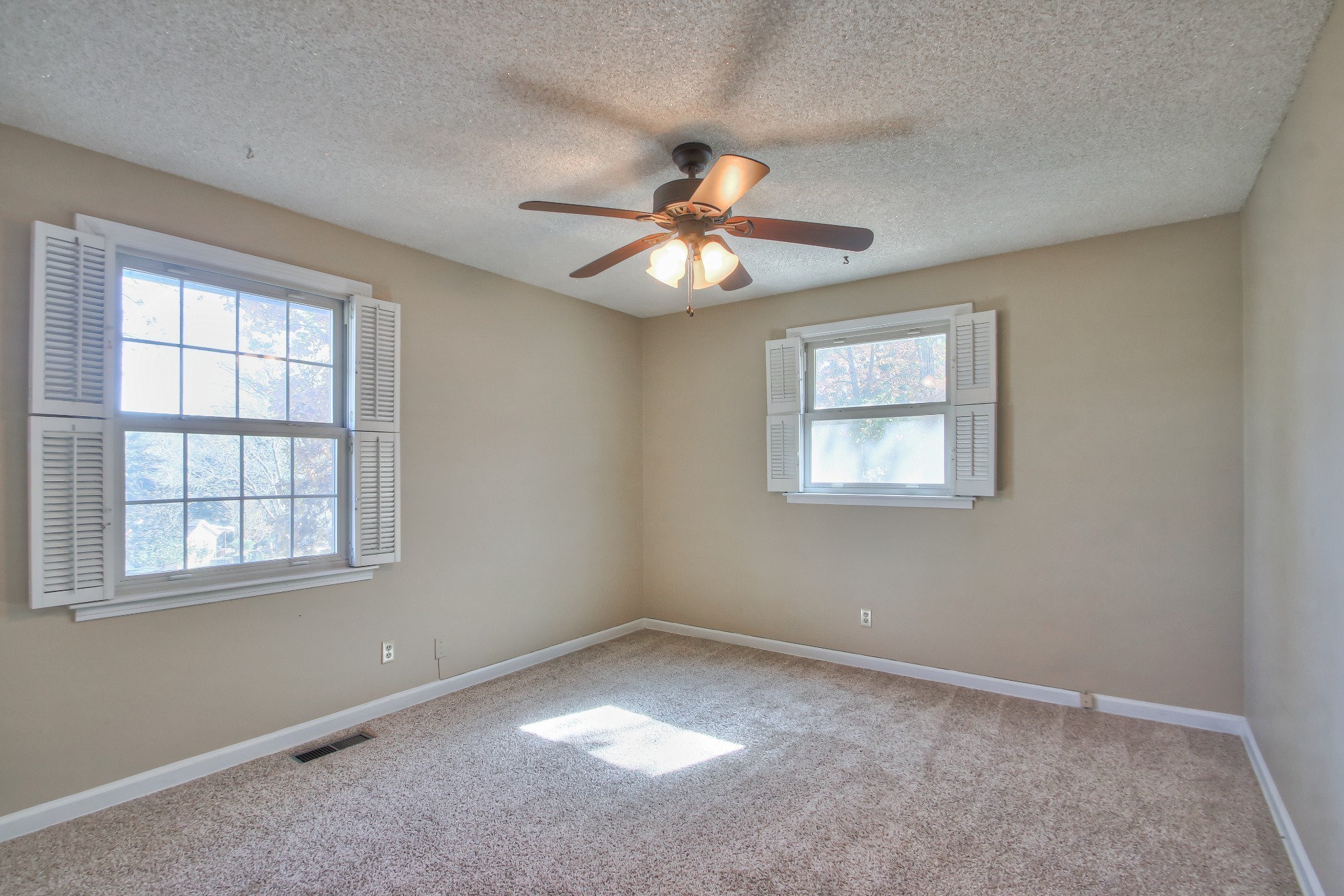 4037 Lake Parkway Court Hermitage TN 37076
