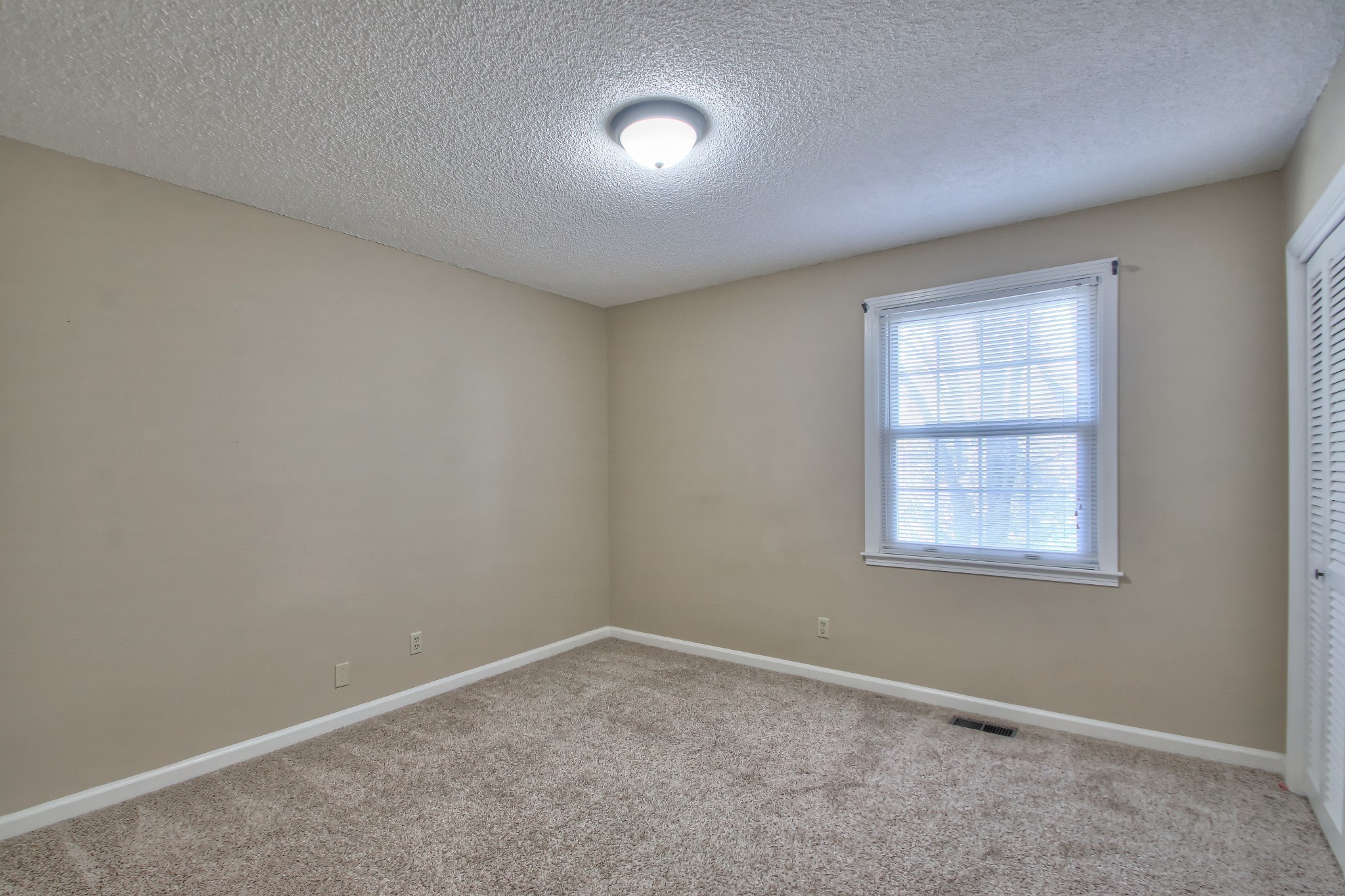 4037 Lake Parkway Court Hermitage TN 37076