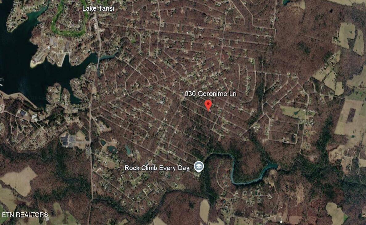 1030 Geronimo Lane Crossville TN 38572