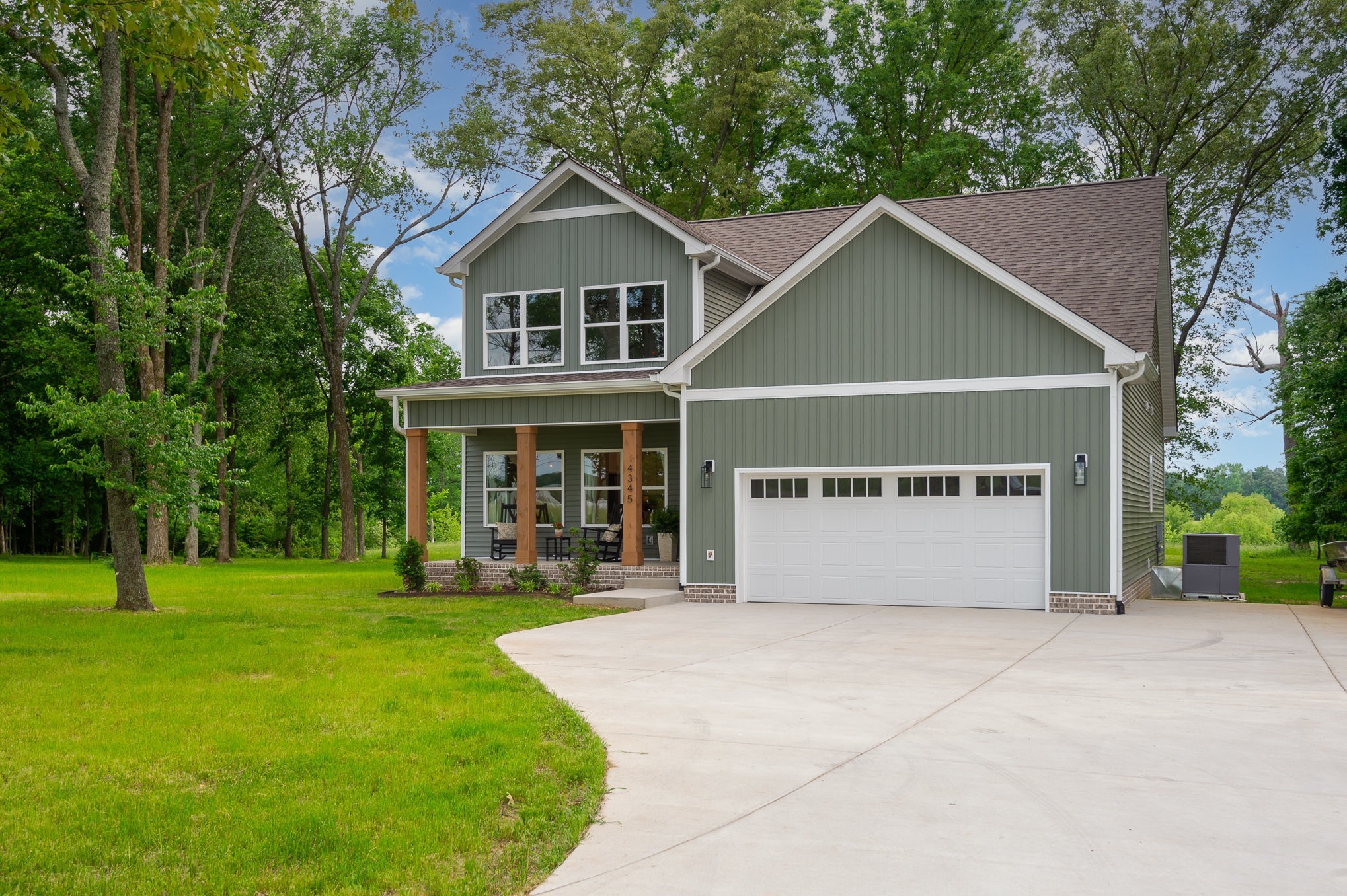 4345 S Garrett Road Springfield TN 37172