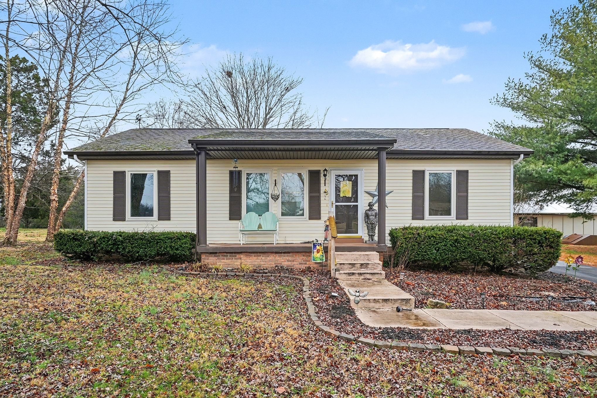 4918 Woodrow Road Woodlawn TN 37191