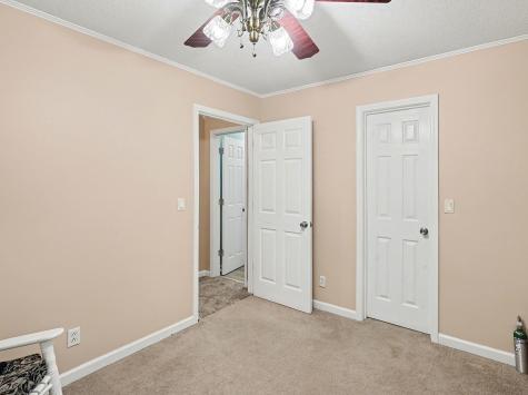 4918 Woodrow Road Woodlawn TN 37191