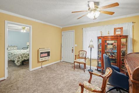 4918 Woodrow Road Woodlawn TN 37191