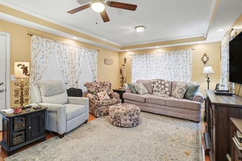 4918 Woodrow Road Woodlawn TN 37191
