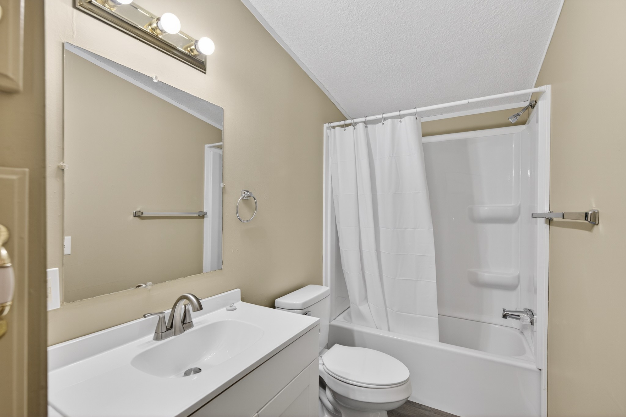 716 Canaan Road Columbia TN 38401