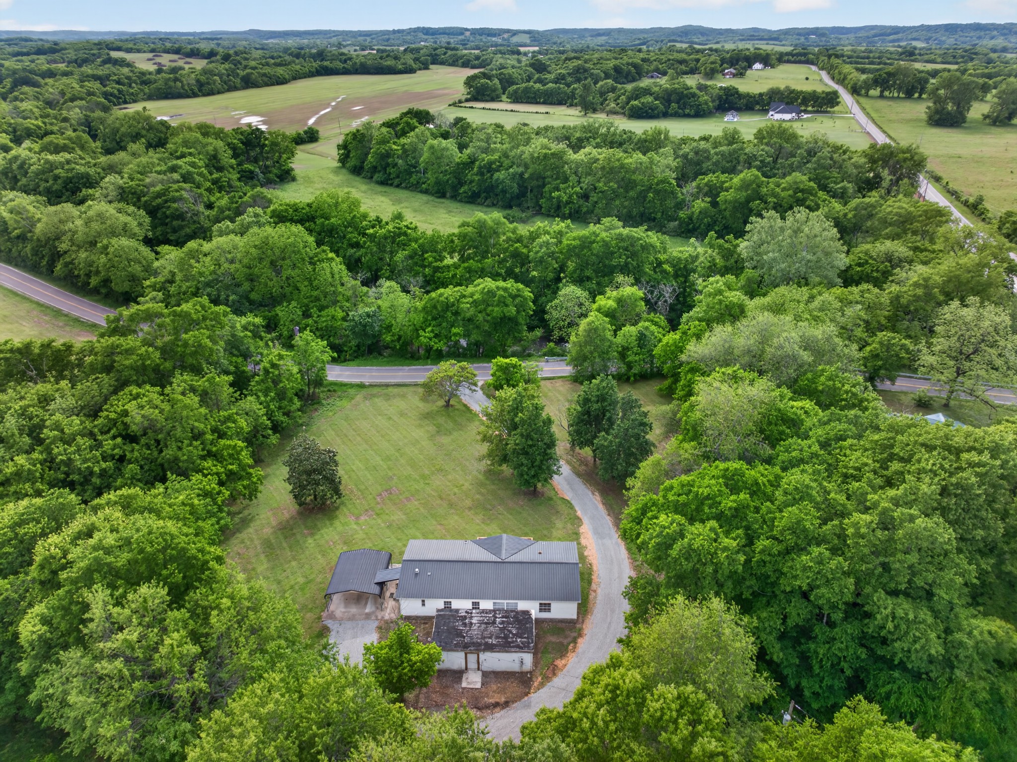 716 Canaan Road Columbia TN 38401