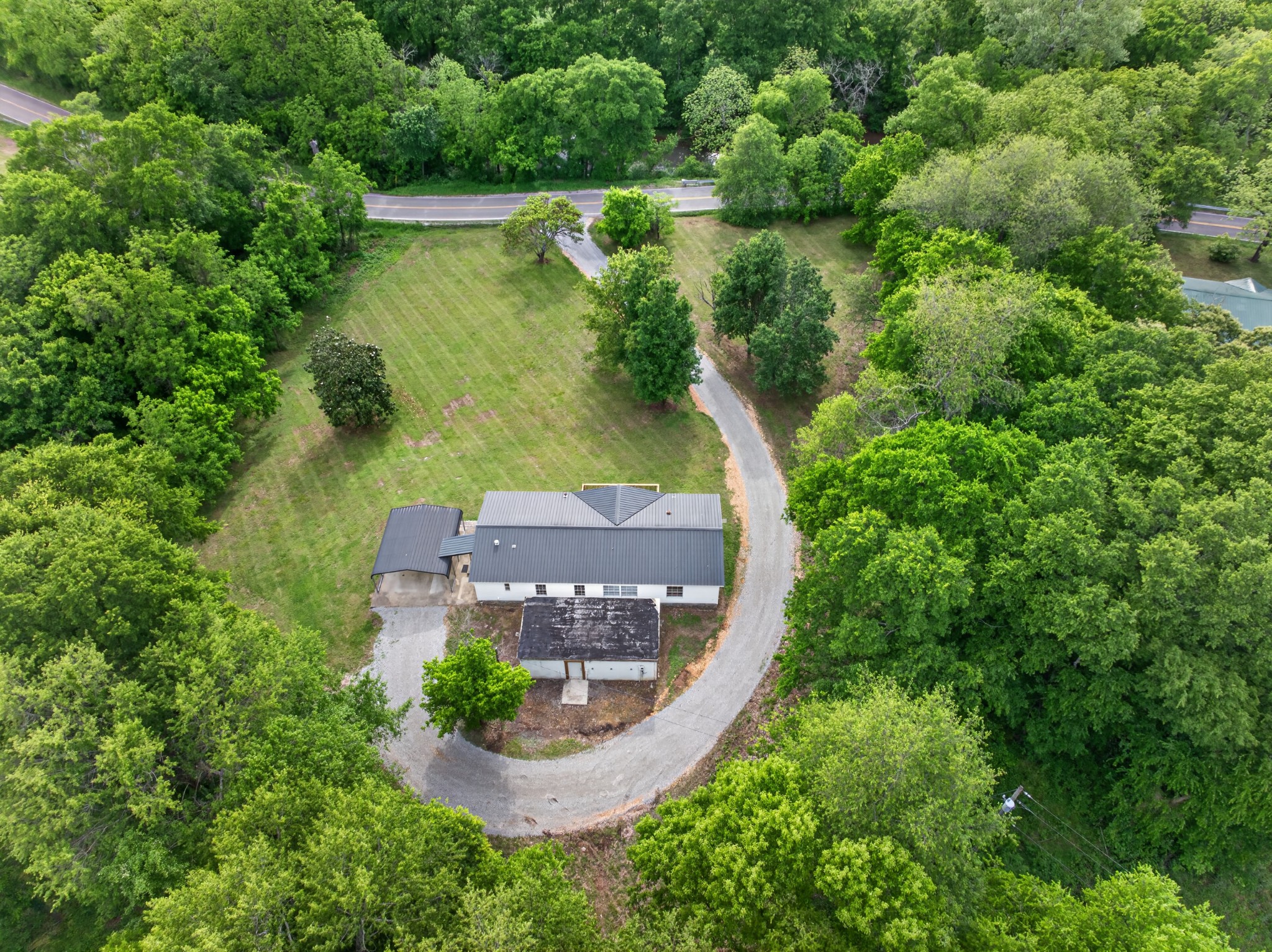 716 Canaan Road Columbia TN 38401