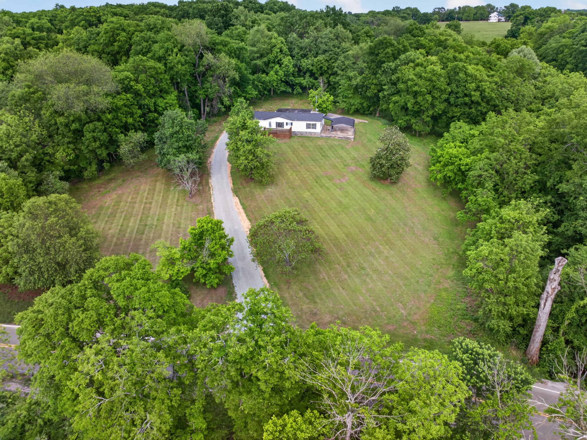 716 Canaan Road Columbia TN 38401