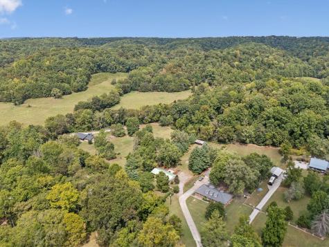 9004 Poplar Creek Road Nashville TN 37221