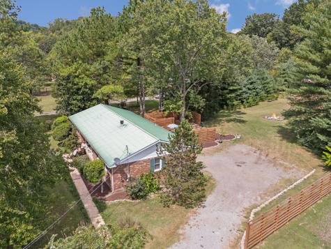 9004 Poplar Creek Road Nashville TN 37221
