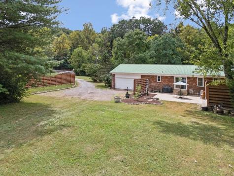 9004 Poplar Creek Road Nashville TN 37221