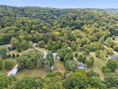 9004 Poplar Creek Road Nashville TN 37221