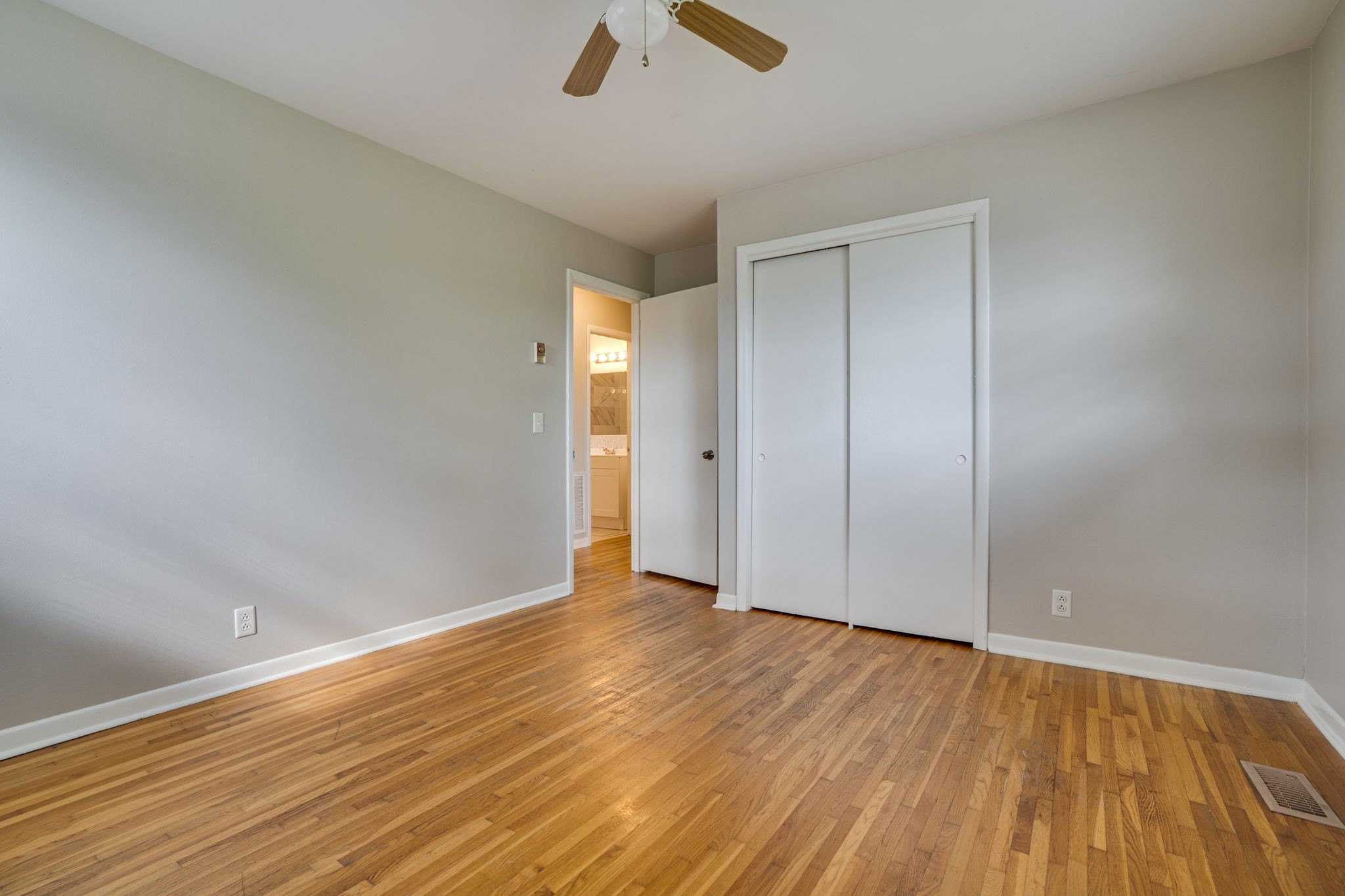 125 Curtis Cross Roads Hendersonville TN 37075