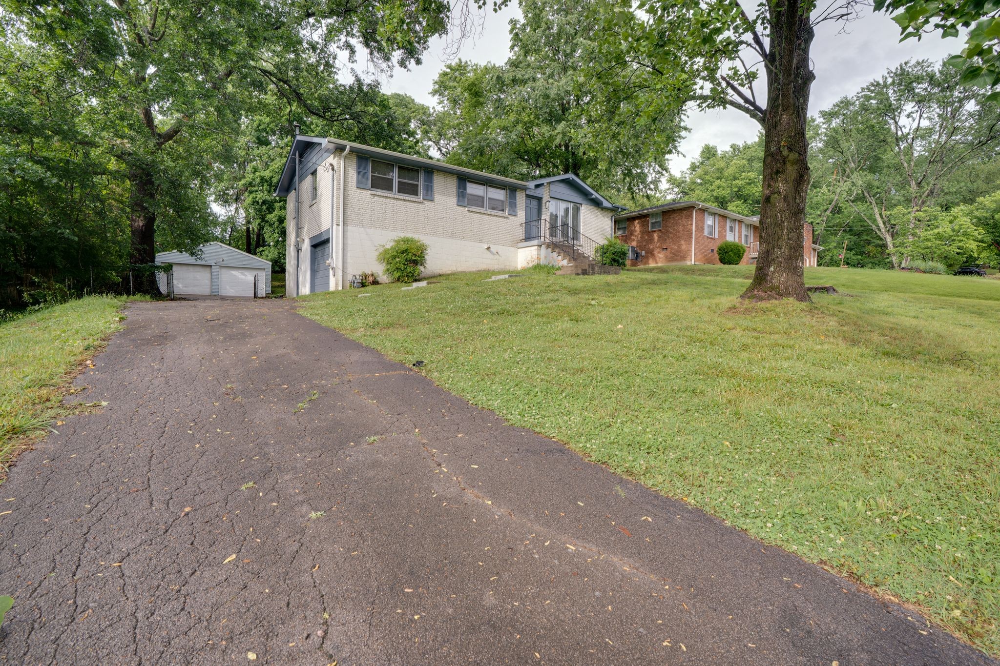 125 Curtis Cross Roads Hendersonville TN 37075