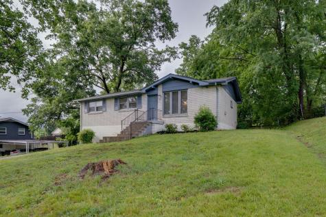 125 Curtis Cross Roads Hendersonville TN 37075