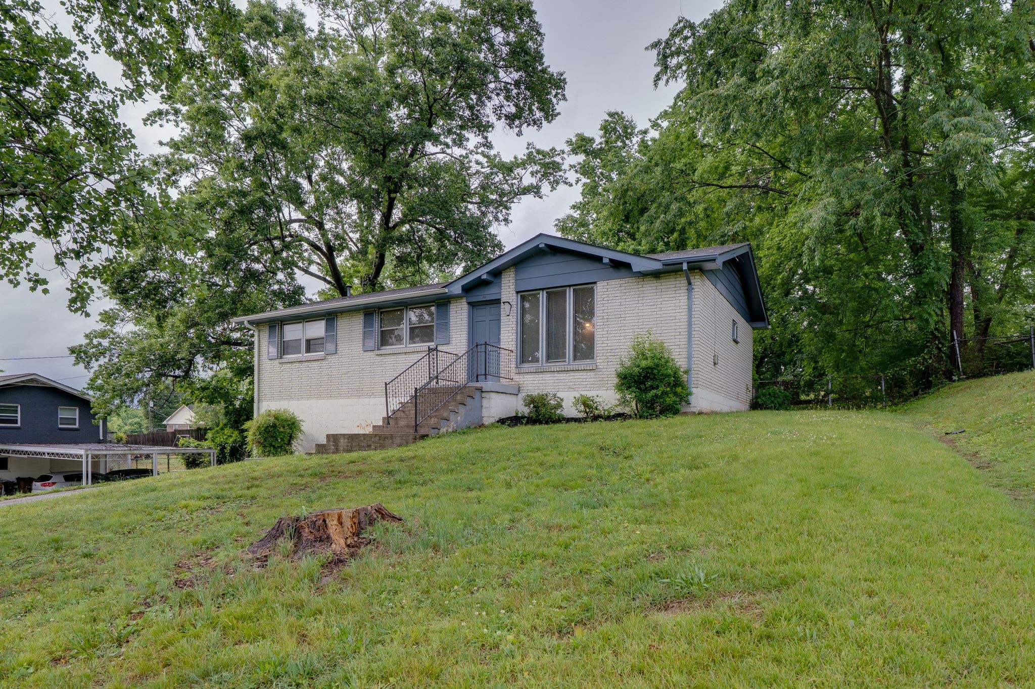 125 Curtis Cross Roads Hendersonville TN 37075