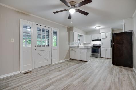 125 Curtis Cross Roads Hendersonville TN 37075