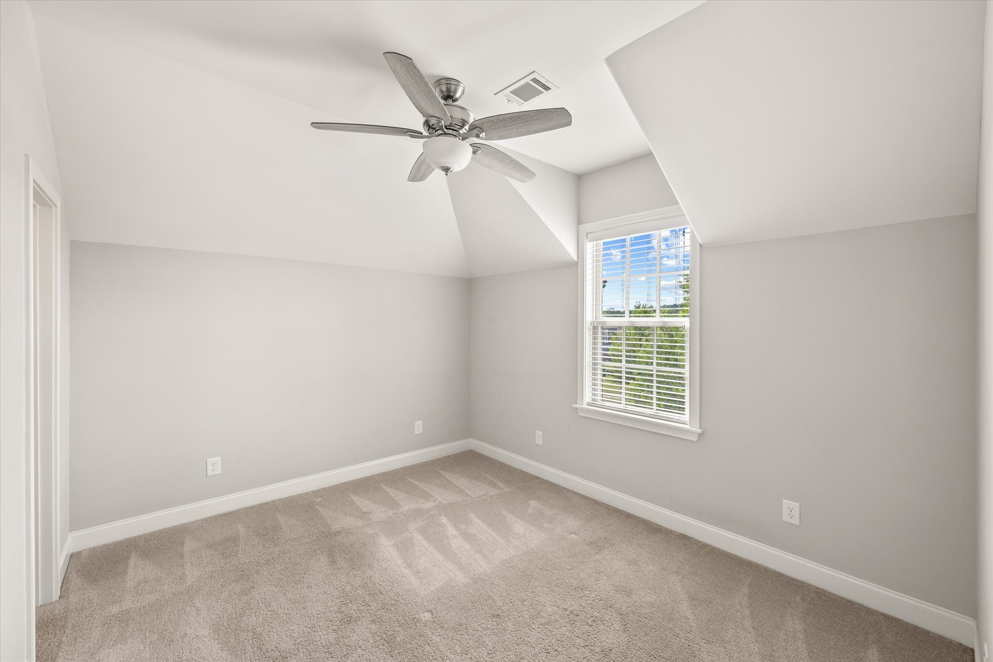 1548 Drakes Creek Road Hendersonville TN 37075