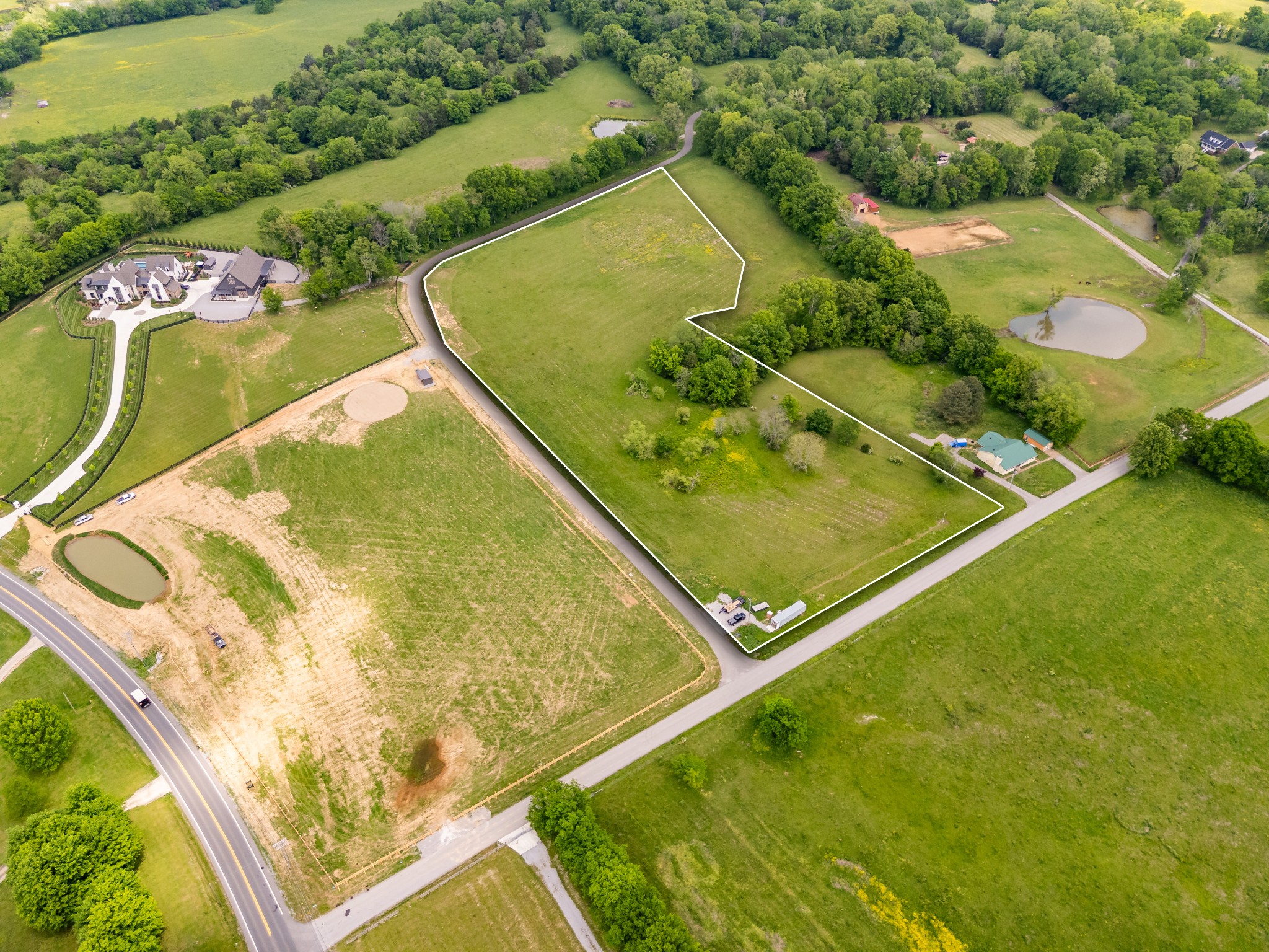 8414 Crockett Lane College Grove TN 37046