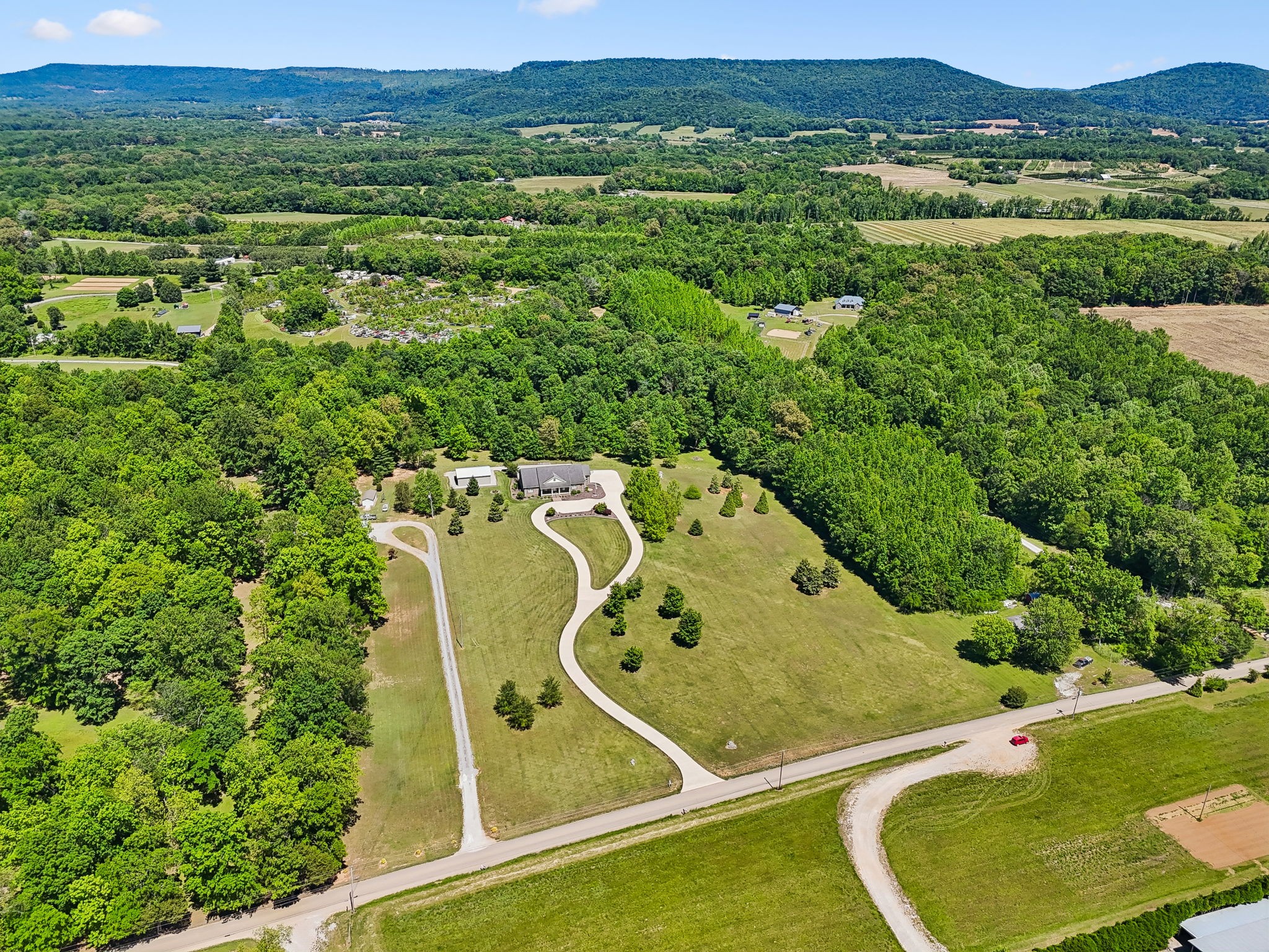 800 Grove Road Morrison TN 37357