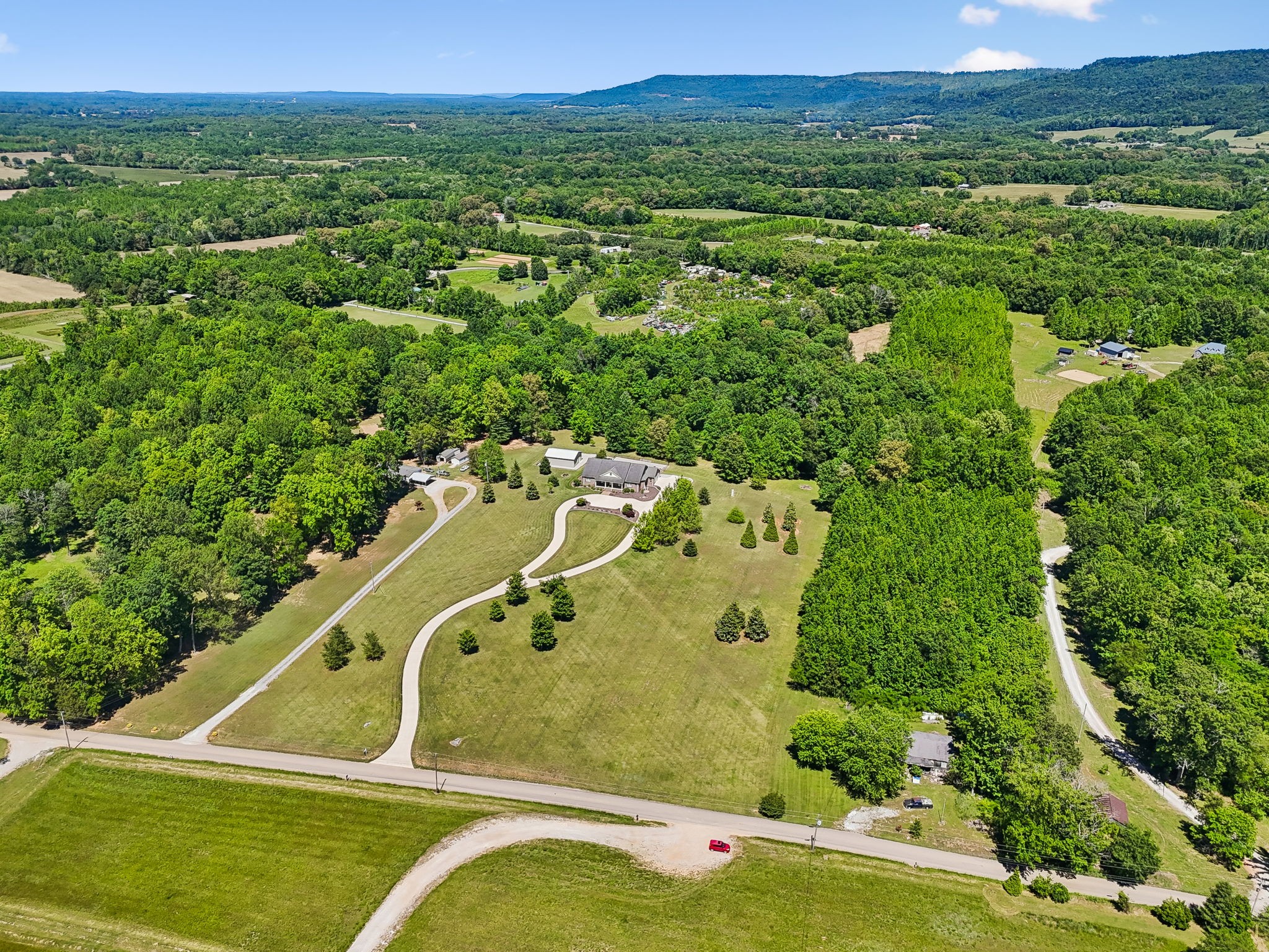 800 Grove Road Morrison TN 37357