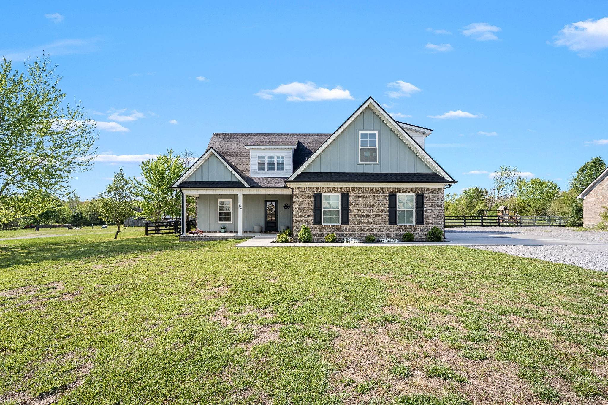 186 Carole Anne Drive Woodbury TN 37190