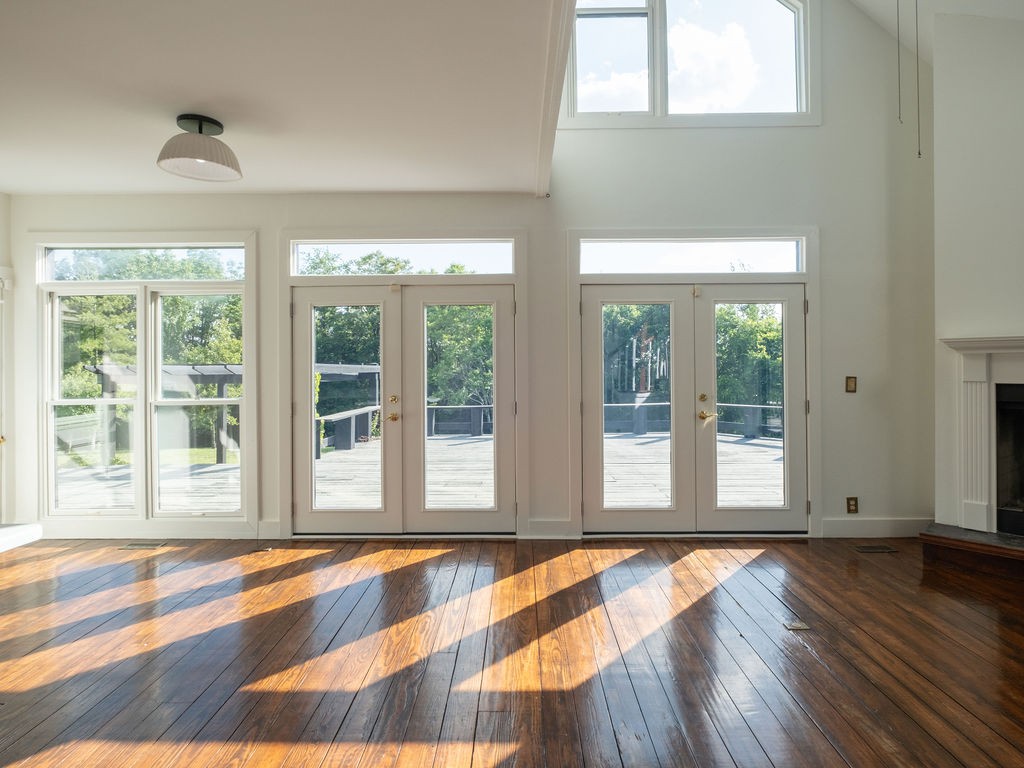 2351 Harlan Road Columbia TN 38401