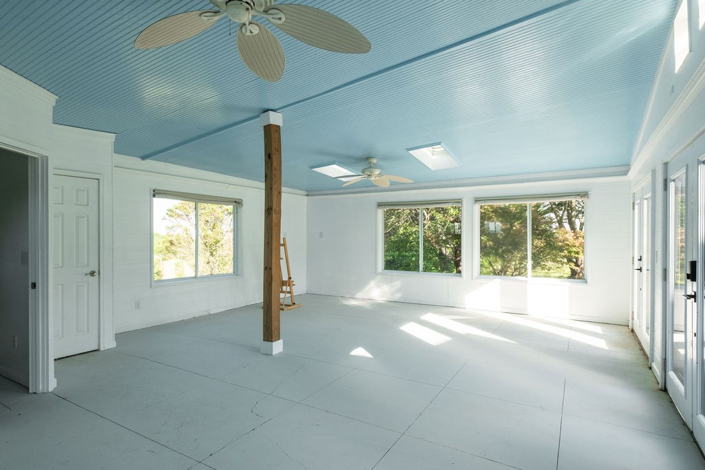 2351 Harlan Road Columbia TN 38401