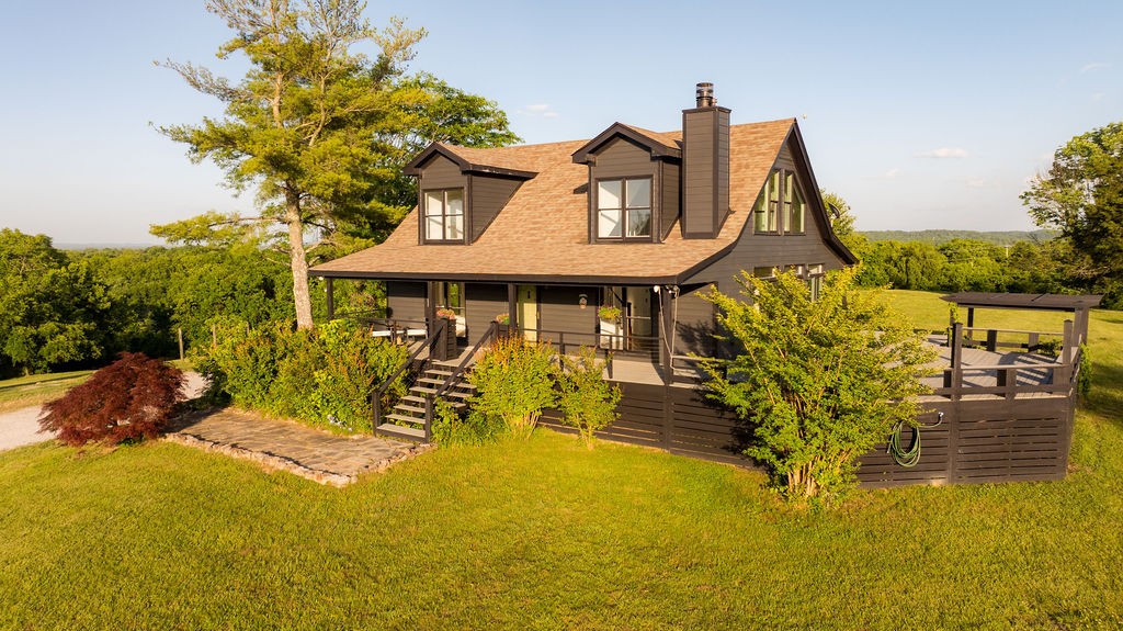 2351 Harlan Road Columbia TN 38401