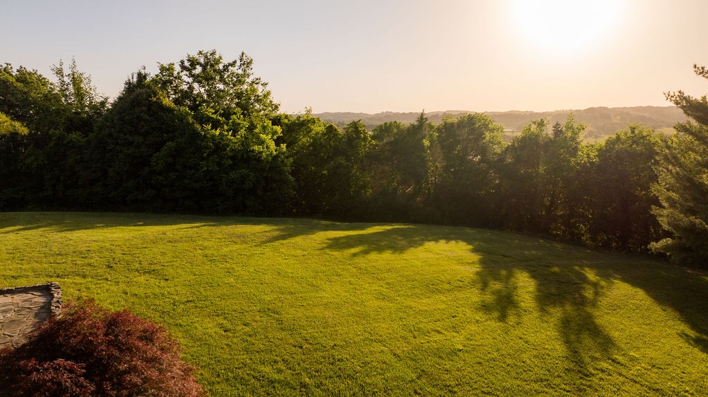 2351 Harlan Road Columbia TN 38401