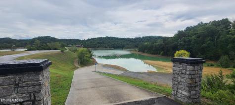 30 Emerald Isle Boulevard Dandridge TN 37725