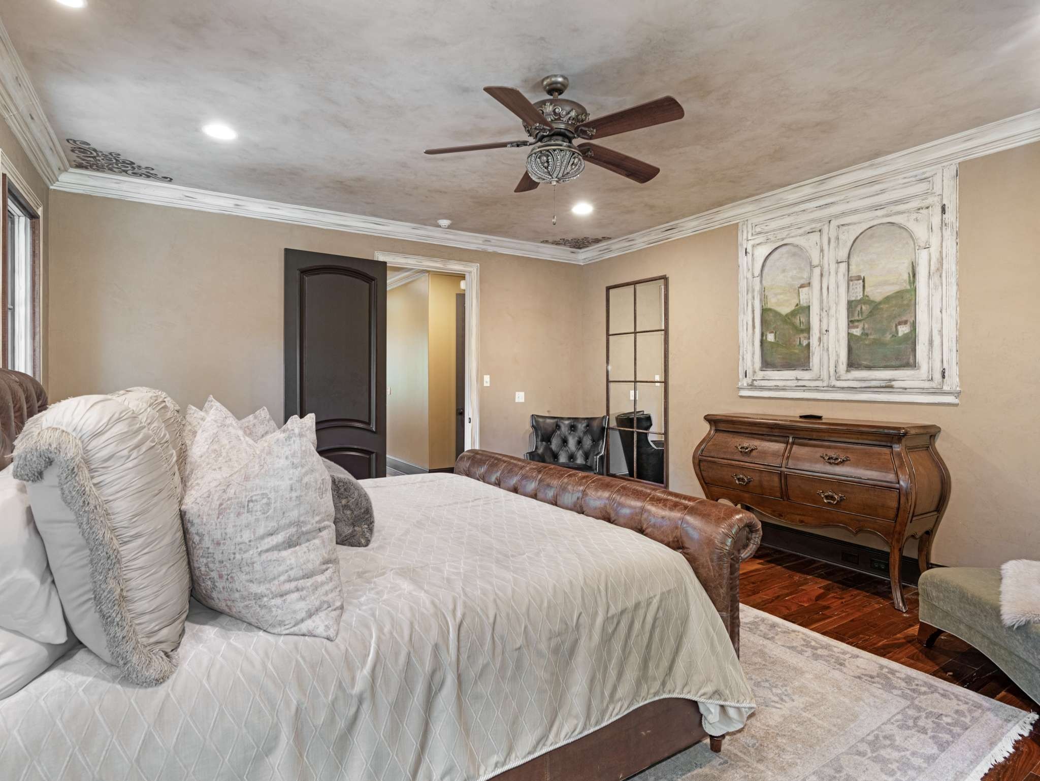 3807 Harding Place Nashville TN 37215