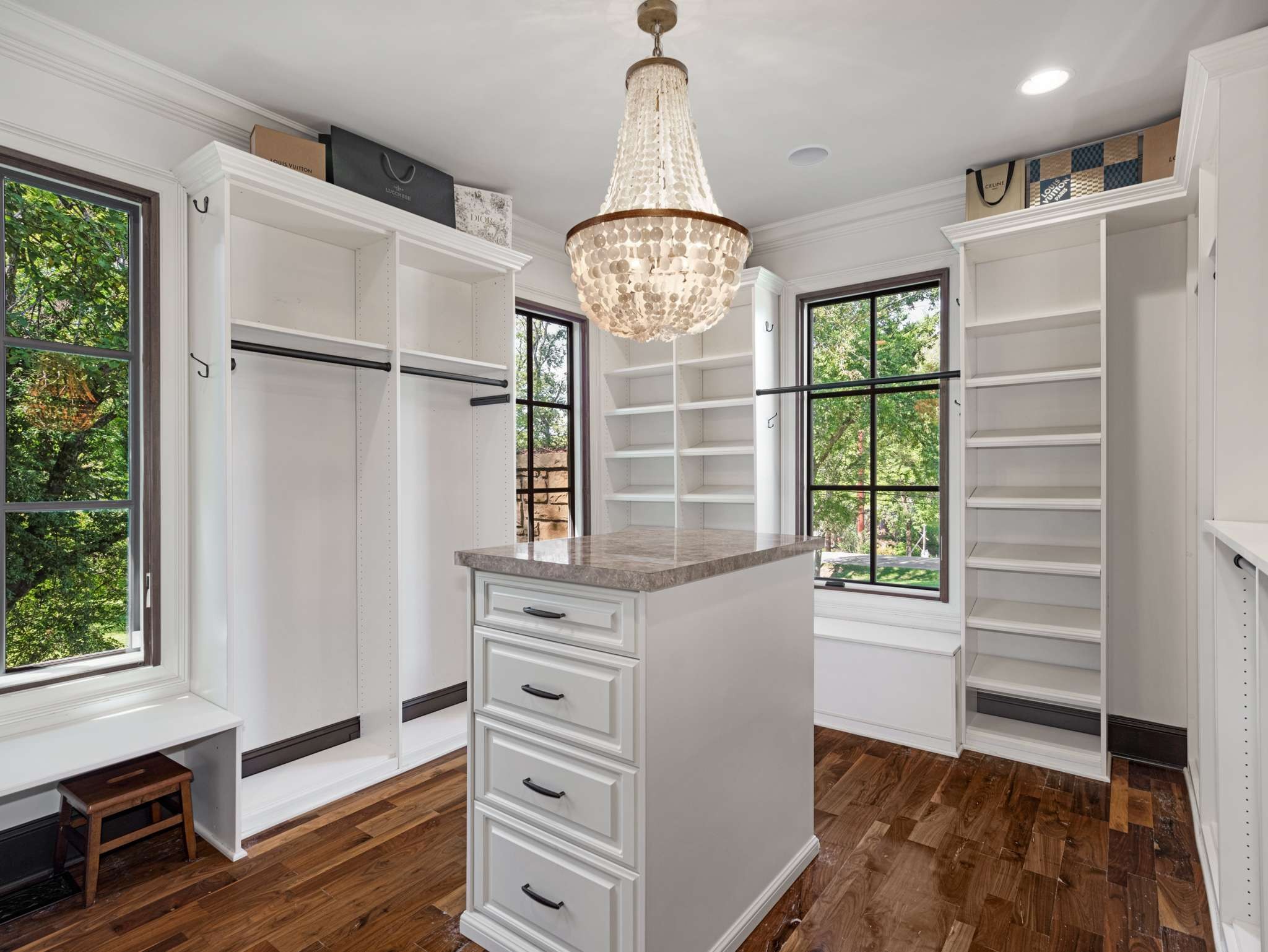 3807 Harding Place Nashville TN 37215