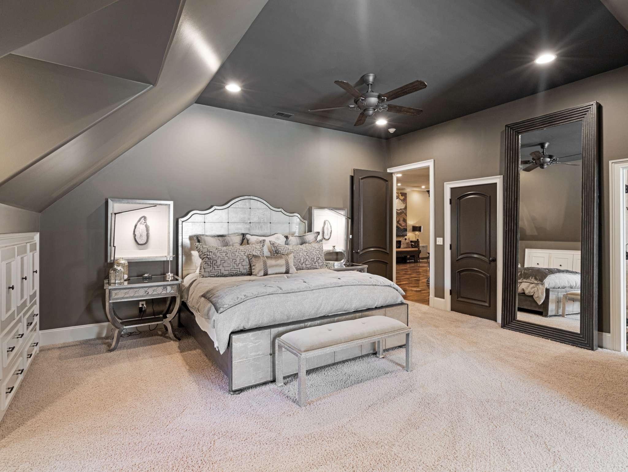 3807 Harding Place Nashville TN 37215