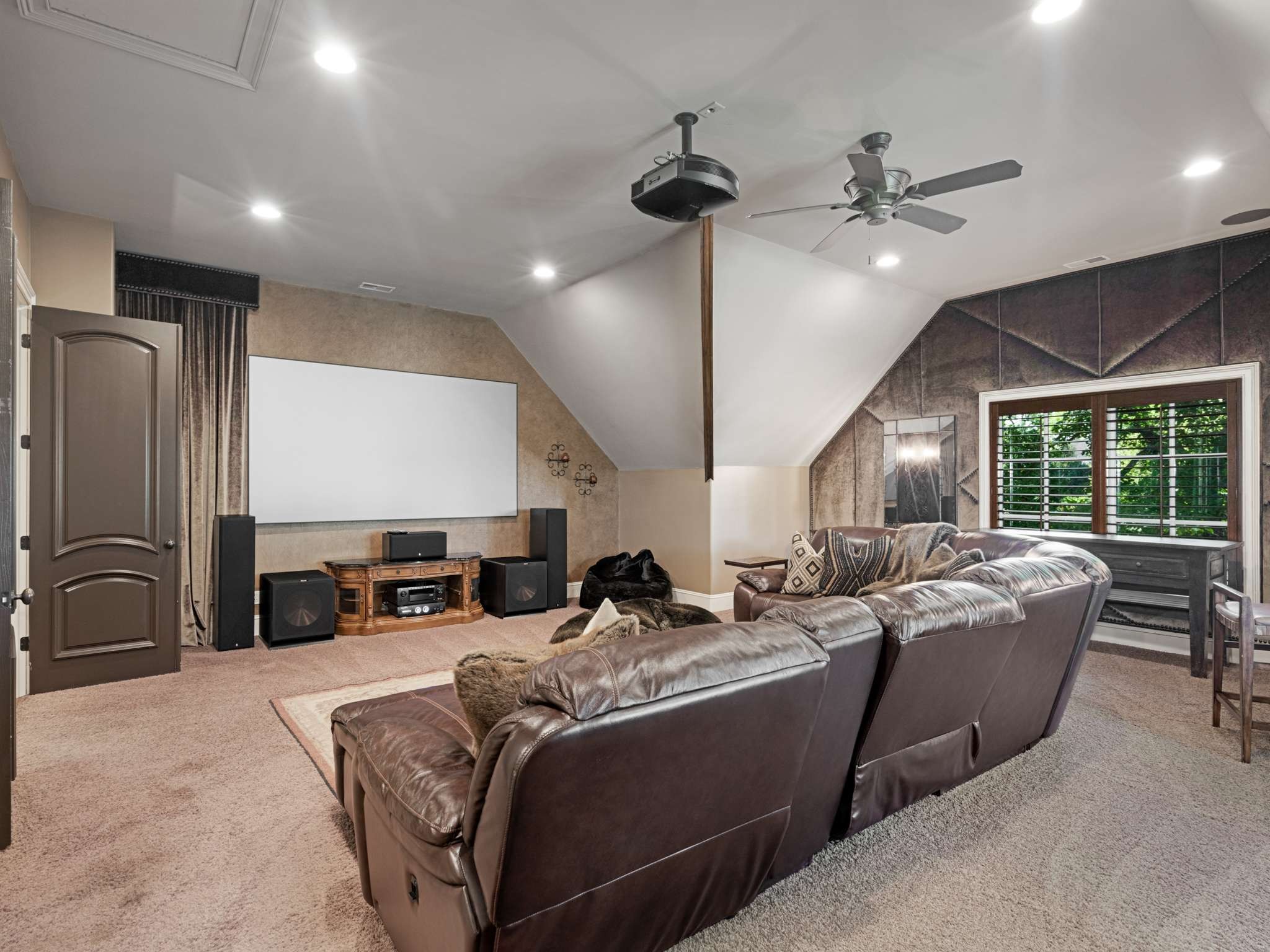 3807 Harding Place Nashville TN 37215