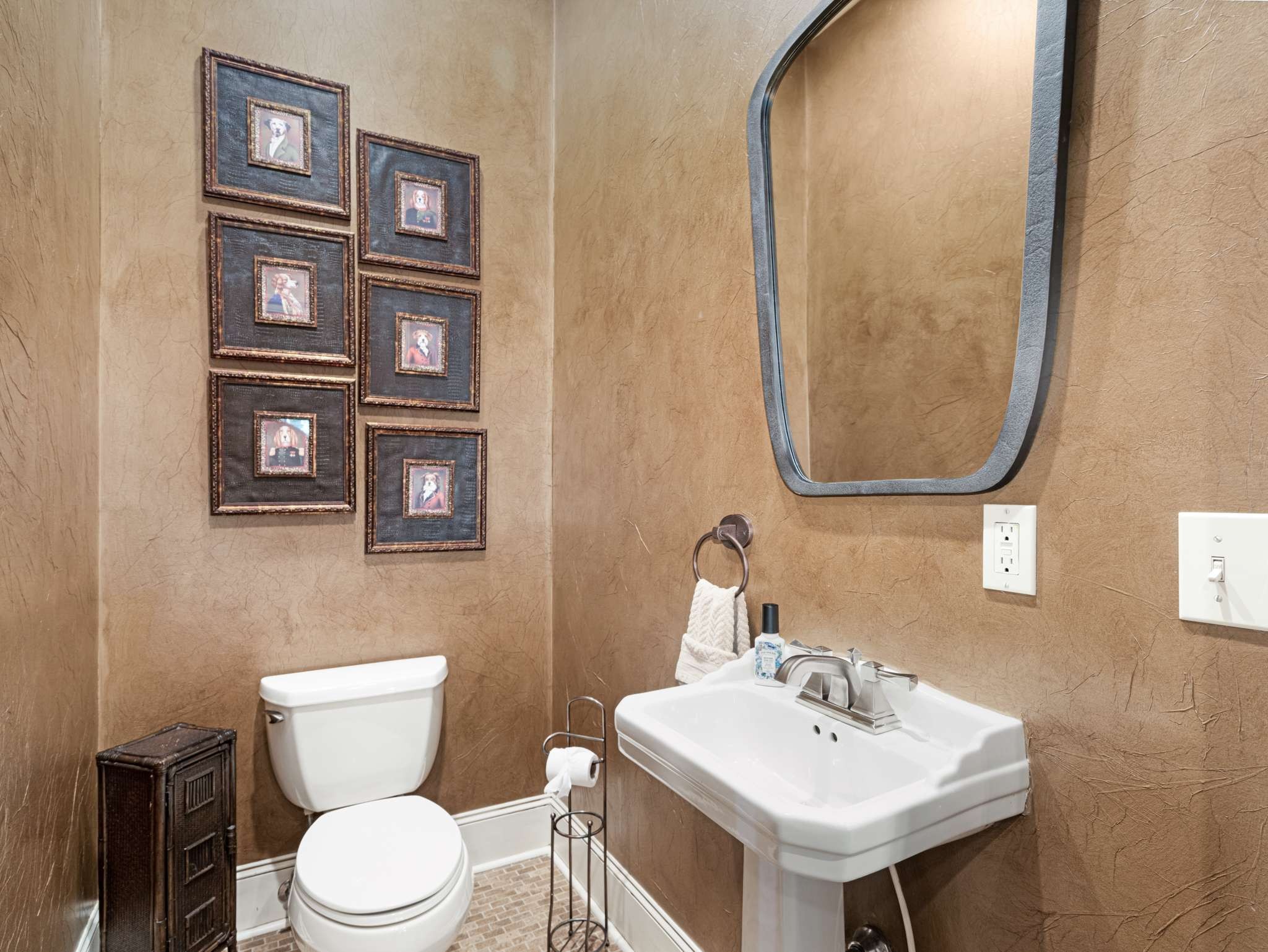 3807 Harding Place Nashville TN 37215