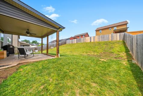 823 Crestone Lane Clarksville TN 37042