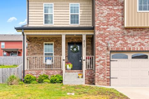 823 Crestone Lane Clarksville TN 37042