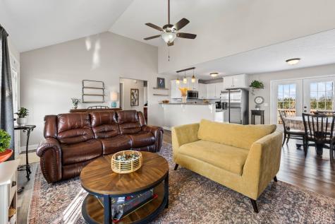 158 Caydras Way Lafayette TN 37083