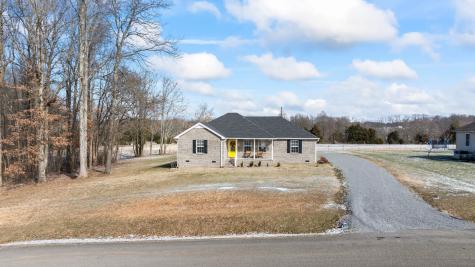 158 Caydras Way Lafayette TN 37083