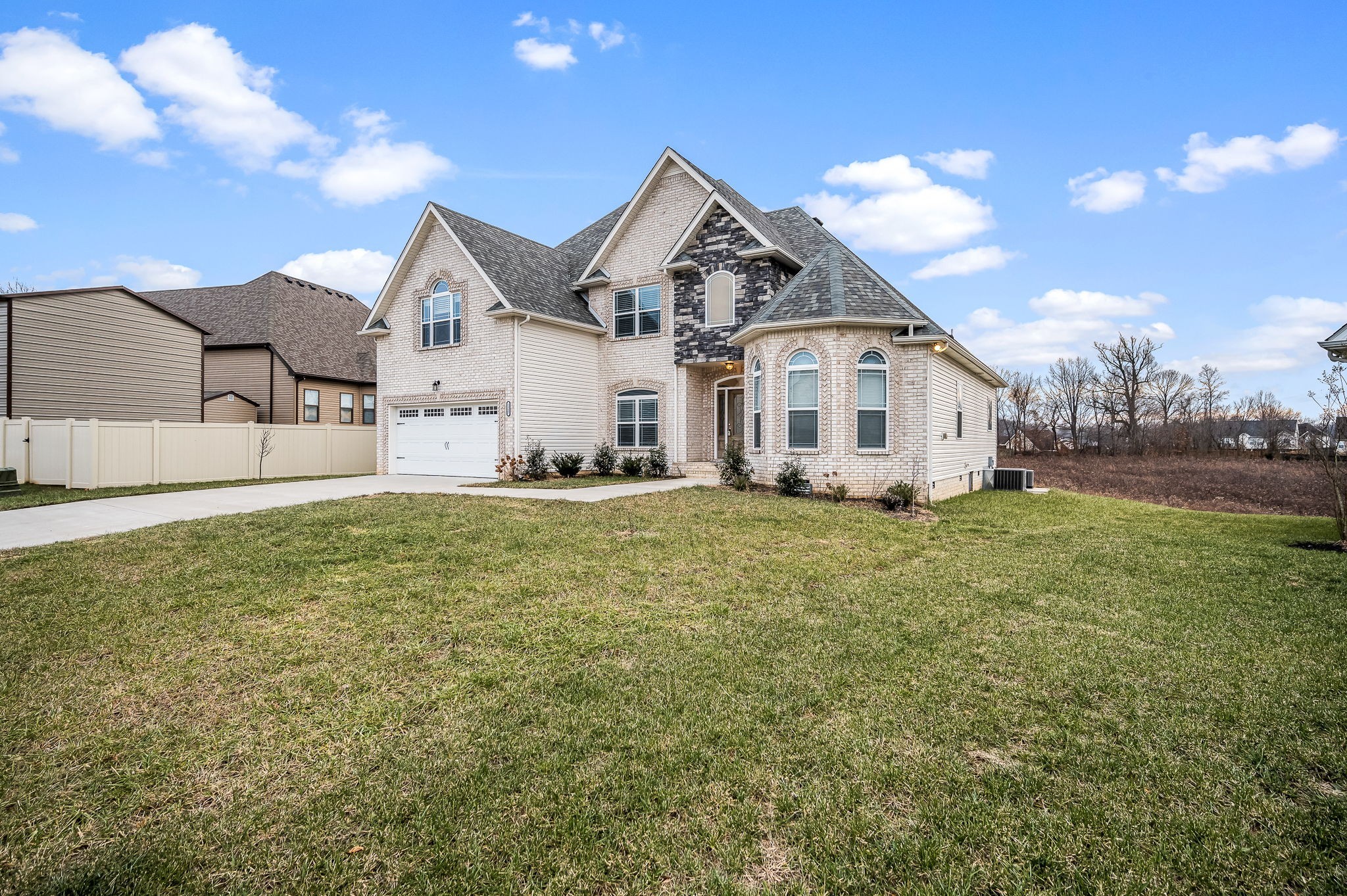 1357 Apple Blossom Road Clarksville TN 37042