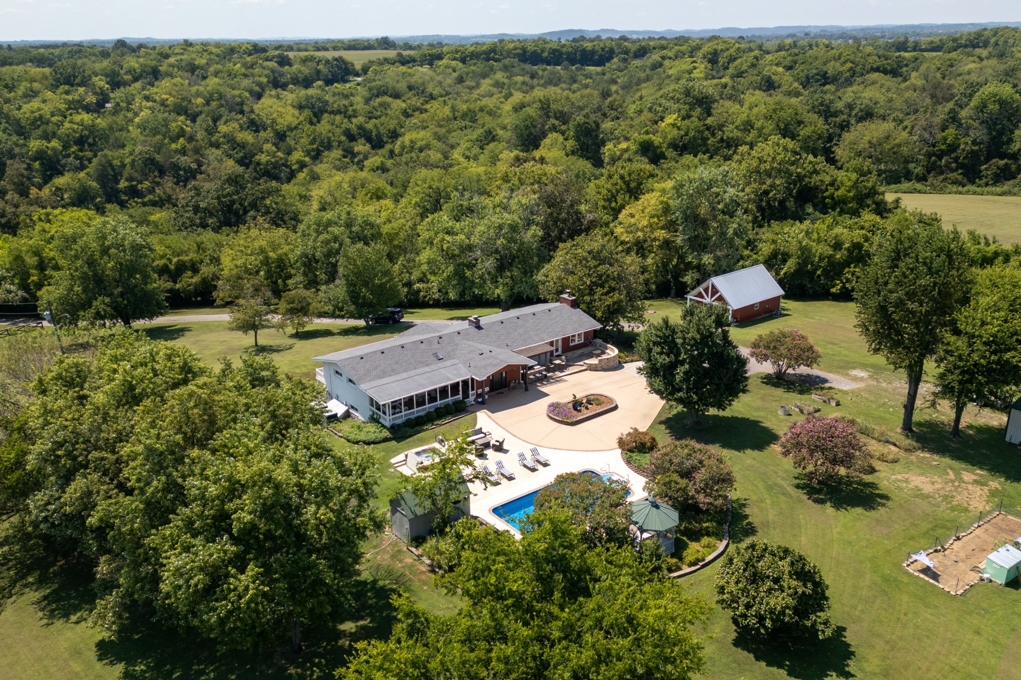 344 Peach Valley Road Gallatin TN 37066