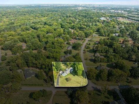 736 Omandale Drive Nashville TN 37204