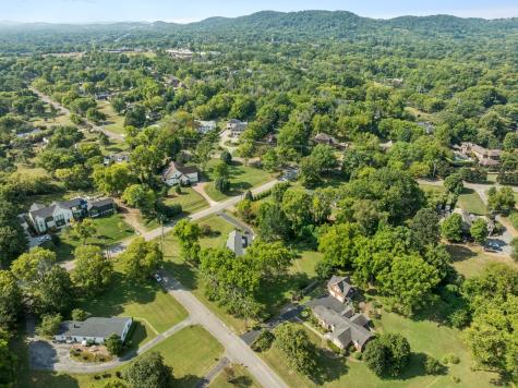 736 Omandale Drive Nashville TN 37204