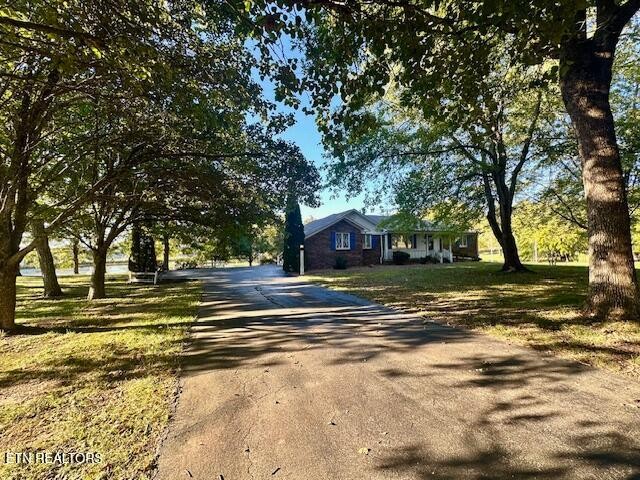 5185 Crossville Highway Sparta TN 38583