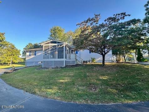 5185 Crossville Highway Sparta TN 38583