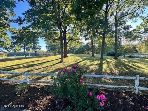 5185 Crossville Highway Sparta TN 38583