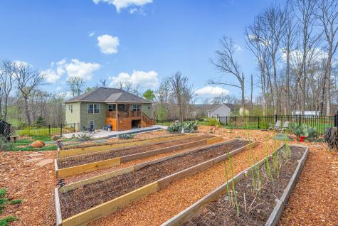 2675 Mockingbird Hill Road Palmyra TN 37142