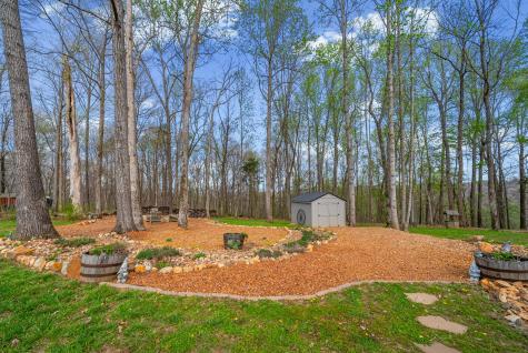 2675 Mockingbird Hill Road Palmyra TN 37142