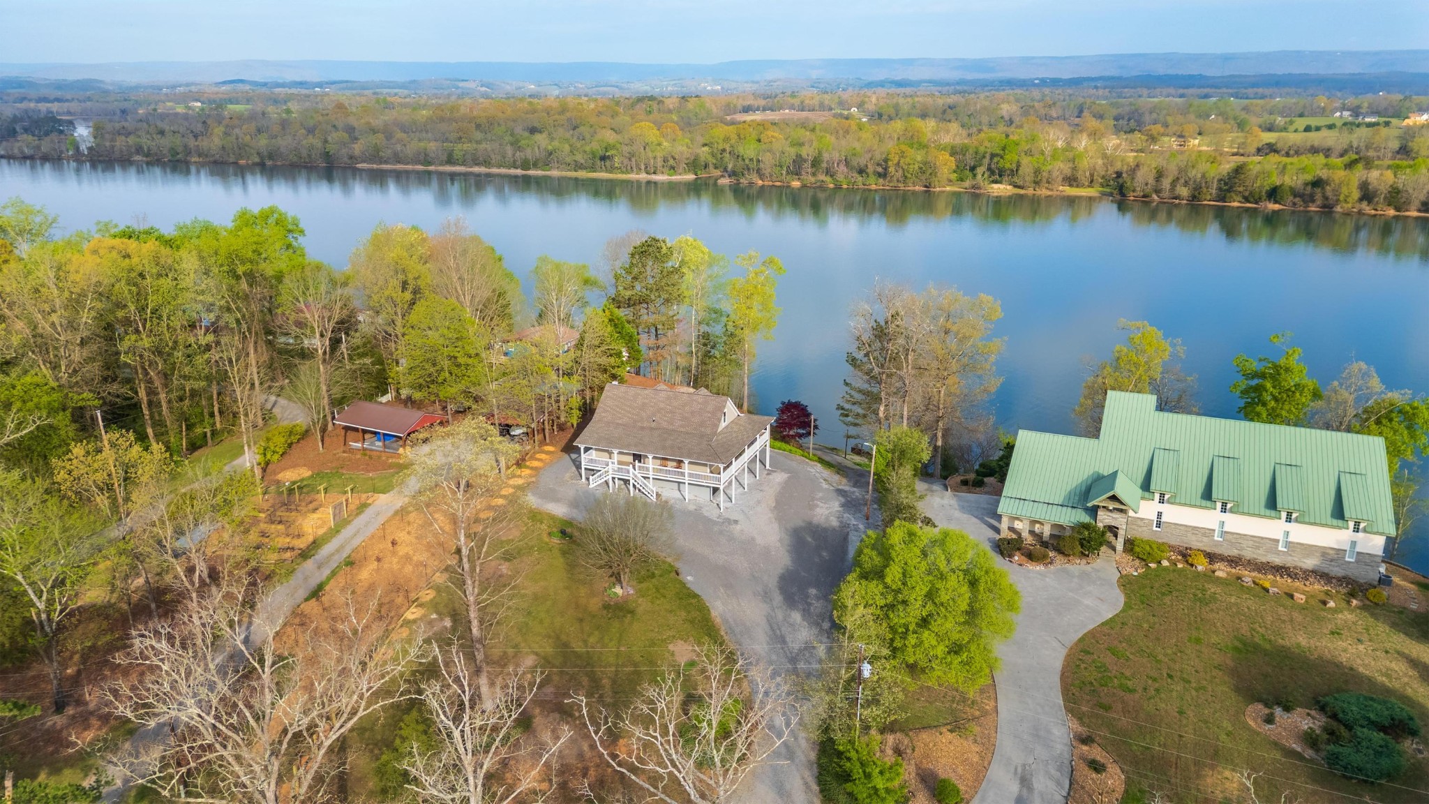 325 Russell Lane Decatur TN 37322